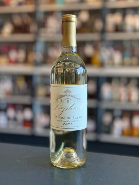 Raphael Sauv Blanc 750ml North Fork LI